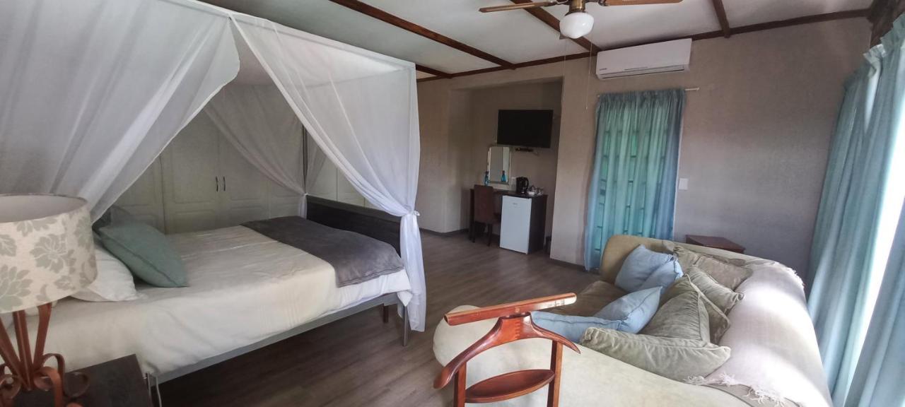 Kruger's Guest House White River Extérieur photo